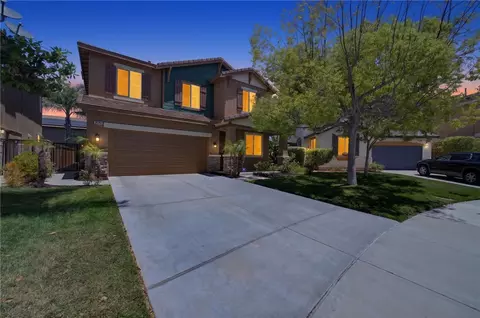 38390 Magdelena St, Murrieta, CA 92563