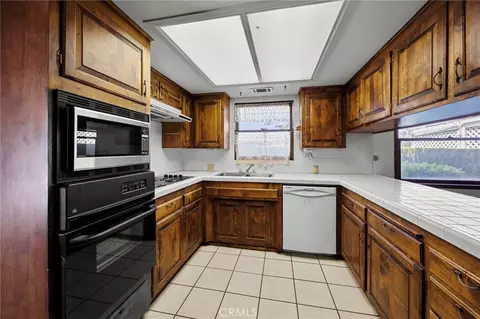 Kitchen - 2116 Gratton, Riverside, CA 92504 photo 2 of 4