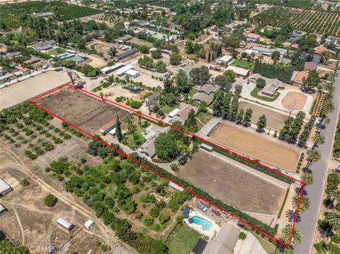 View/Area - 2116 Gratton, Riverside, CA 92504 photo 4 of 5