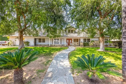 Exterior - 2116 Gratton, Riverside, CA 92504 photo 3 of 12