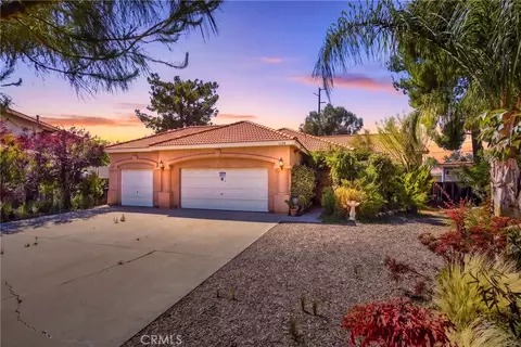 1129 Osprey St, San Jacinto, CA 92583