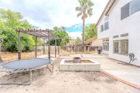 Exterior - 40426 Yardley Ct, Temecula, CA 92591 photo 4 of 5