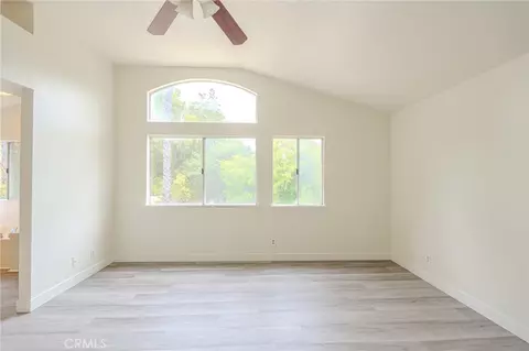 Living - 40426 Yardley Ct, Temecula, CA 92591 photo 3 of 14