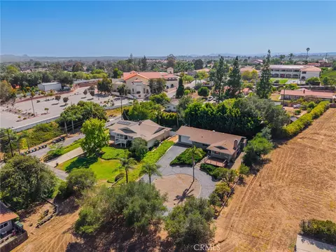 View/Area - 1776 Saint Peters, Fallbrook, CA 92028 photo 2 of 6