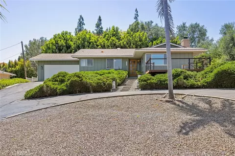 Exterior - 1776 Saint Peters, Fallbrook, CA 92028 photo 3 of 24