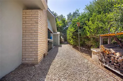 Exterior - 1776 Saint Peters, Fallbrook, CA 92028 photo 15 of 24