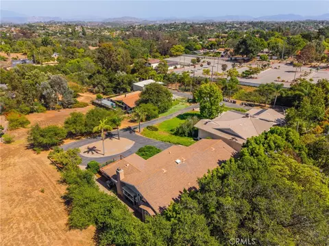 View/Area - 1776 Saint Peters, Fallbrook, CA 92028 photo 4 of 6