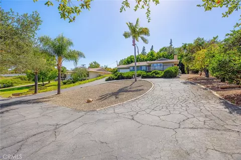 Exterior - 1776 Saint Peters, Fallbrook, CA 92028 photo 7 of 24