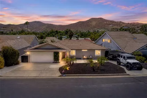 29998 Windward, Canyon Lake, CA 92587