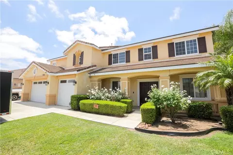Exterior - 32921 Lamtarra, Menifee, CA 92584 photo 2 of 3