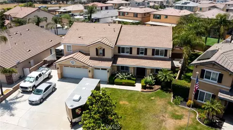 View/Area - 32921 Lamtarra, Menifee, CA 92584 photo 2 of 5