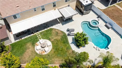 View/Area - 32921 Lamtarra, Menifee, CA 92584 photo 4 of 5