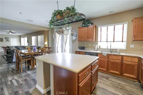 Entry Way - 32921 Lamtarra, Menifee, CA 92584 photo 1 of 9