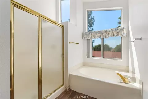 Bath - 31384 Pahuta, Temecula, CA 92592 photo 2 of 3