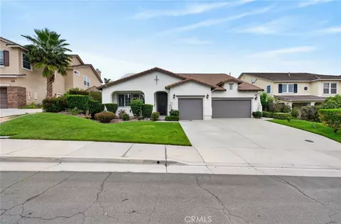 30410 Savoie St, Murrieta, CA 92563