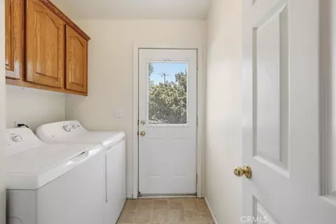 510 Acacia, Cedar Glen, CA 92321 photo 23