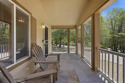510 Acacia, Cedar Glen, CA 92321 photo 6