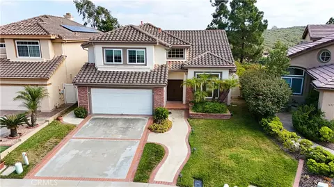 1627 Dawson Dr, Vista, CA 92081