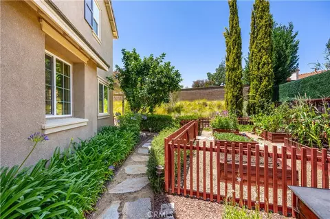 Exterior - 40335 Garrison Dr, Temecula, CA 92591 photo 12 of 22