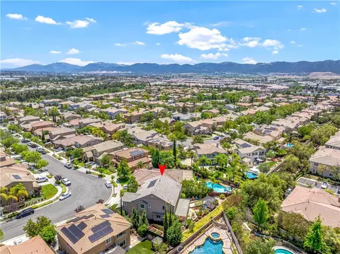 View/Area - 40335 Garrison Dr, Temecula, CA 92591 photo 2 of 8