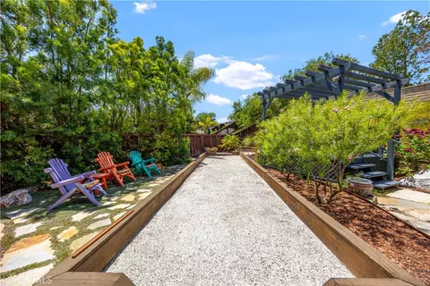 Exterior - 40335 Garrison Dr, Temecula, CA 92591 photo 5 of 22