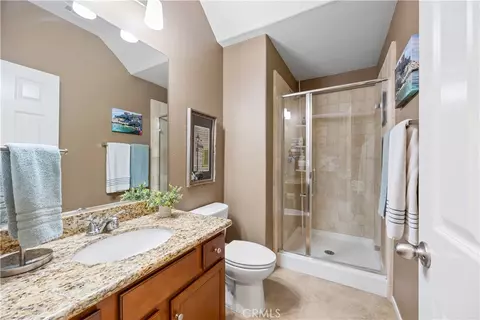 Bath - 40335 Garrison Dr, Temecula, CA 92591 photo 1 of 4