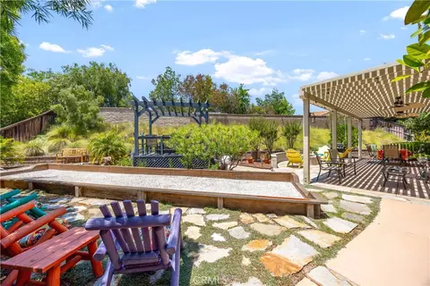 Exterior - 40335 Garrison Dr, Temecula, CA 92591 photo 6 of 22
