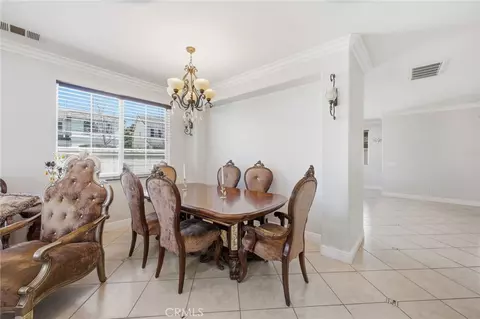 Dining - 33413 Alagon, Temecula, CA 92592 photo 1 of 1