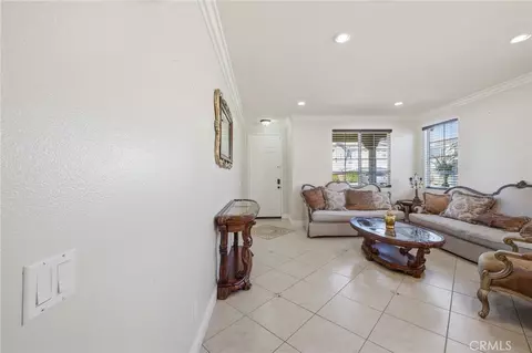 Entry Way - 33413 Alagon, Temecula, CA 92592 photo 1 of 8