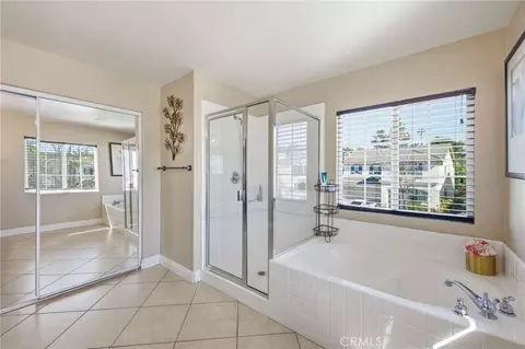 Bath - 33413 Alagon, Temecula, CA 92592 photo 6 of 6
