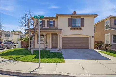 Exterior - 33413 Alagon, Temecula, CA 92592 photo 4 of 8