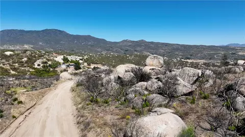 0 Thomas Rd, Hemet, CA 92544
