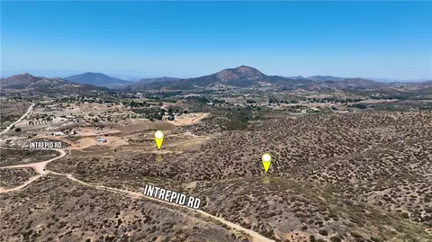 1 Intrepid Rd, Temecula, CA 92592 photo 8