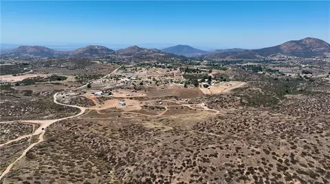 1 Intrepid Rd, Temecula, CA 92592 photo 7