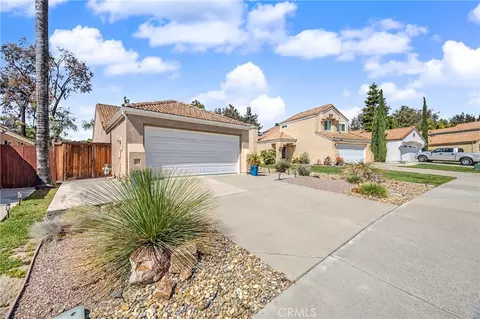 Exterior - 43121 Corte Cabrera, Temecula, CA 92592 photo 3 of 3