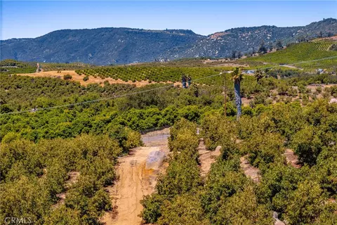 2526 Camaron, Temecula, CA 92590 photo 7