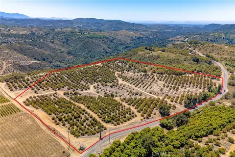 2526 Camaron, Temecula, CA 92590 photo 6