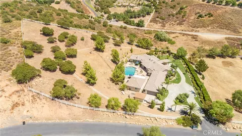 38580 Celine Cv, Murrieta, CA 92562