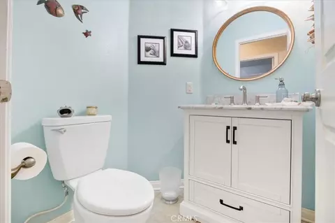 Bath - 43991 Gatewood, Temecula, CA 92592 photo 1 of 9