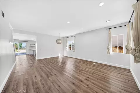 Living - 33650 Abbey Rd, Temecula, CA 92592 photo 2 of 12