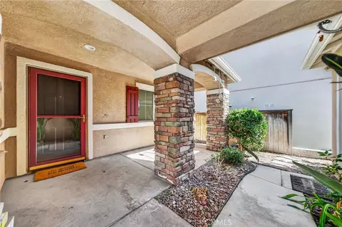 Exterior - 33650 Abbey Rd, Temecula, CA 92592 photo 5 of 12