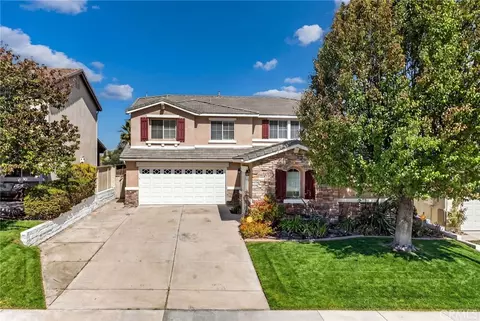 Exterior - 33650 Abbey Rd, Temecula, CA 92592 photo 3 of 12