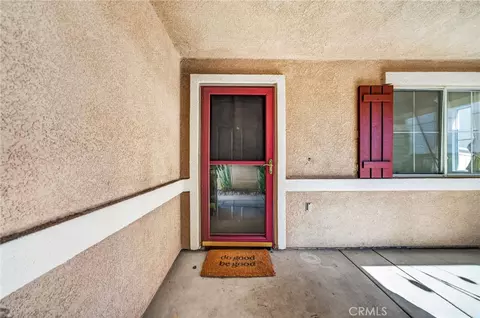 Entry Way - 33650 Abbey Rd, Temecula, CA 92592 photo 1 of 4