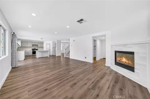 Living - 33650 Abbey Rd, Temecula, CA 92592 photo 1 of 12