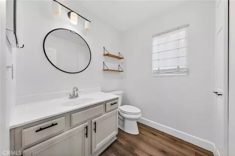 Bath - 33650 Abbey Rd, Temecula, CA 92592 photo 1 of 7