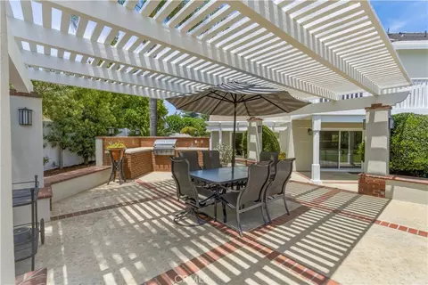 Exterior - 43866 Butternut, Temecula, CA 92592 photo 6 of 11