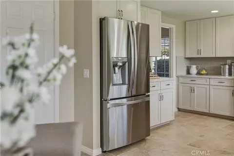 Kitchen - 43866 Butternut, Temecula, CA 92592 photo 4 of 6