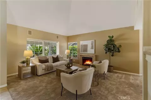 Living - 43866 Butternut, Temecula, CA 92592 photo 2 of 4