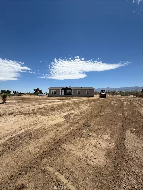 4823 Duncan Rd, Phelan, CA 92371