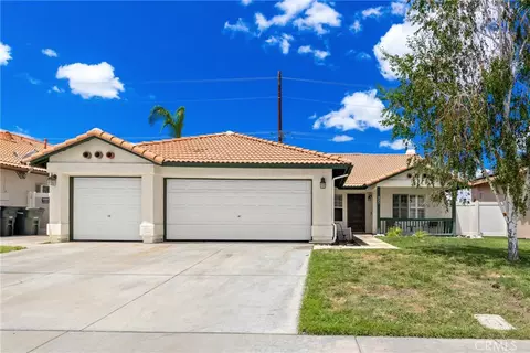 823 Pike Dr, Hemet, CA 92544